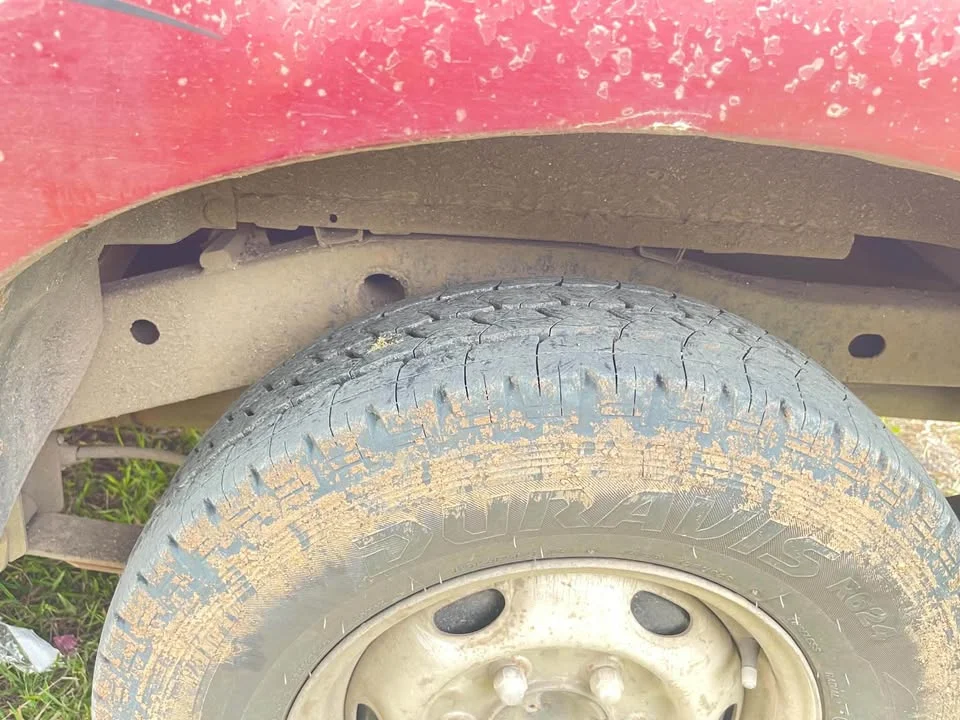 2000 Mazda 2500 Fighter V 3