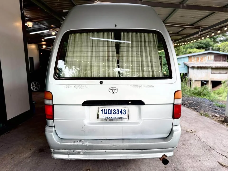 2004 Toyota Commuter IV (H100) 3