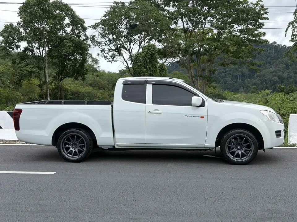 2014 Isuzu D-Max II (RT) 2