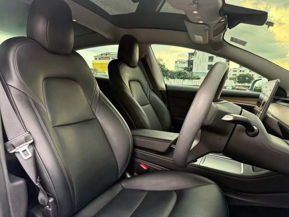 2023 Tesla Model 3 3
