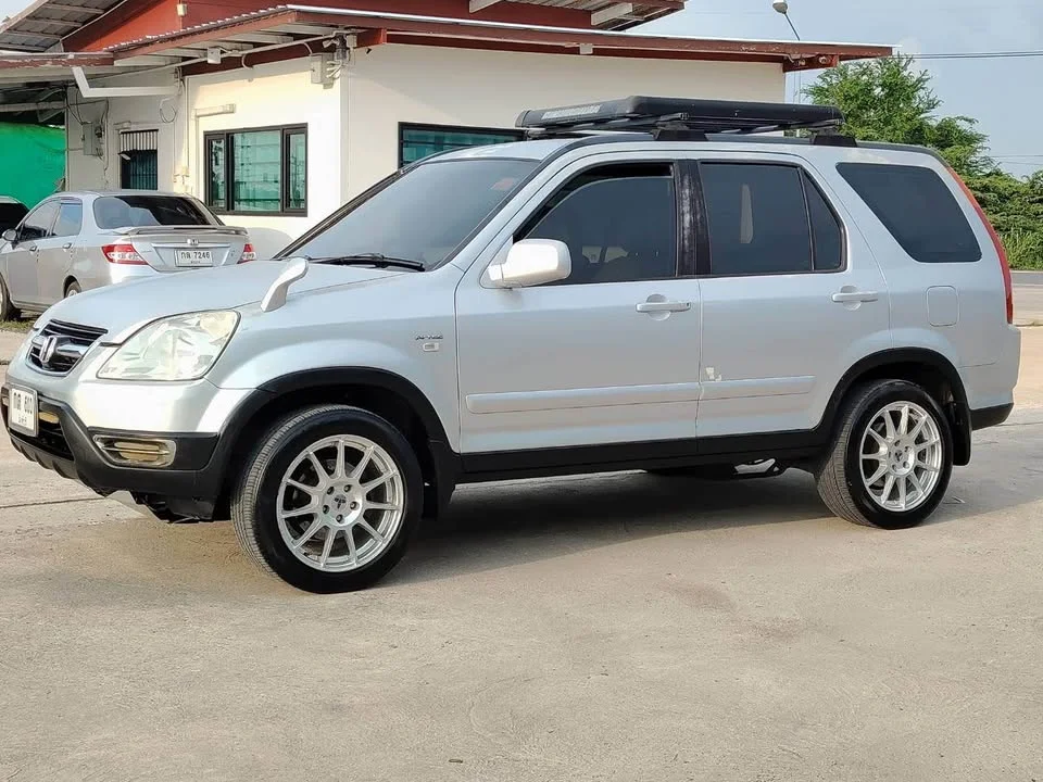 2003 Honda CR-V II 2