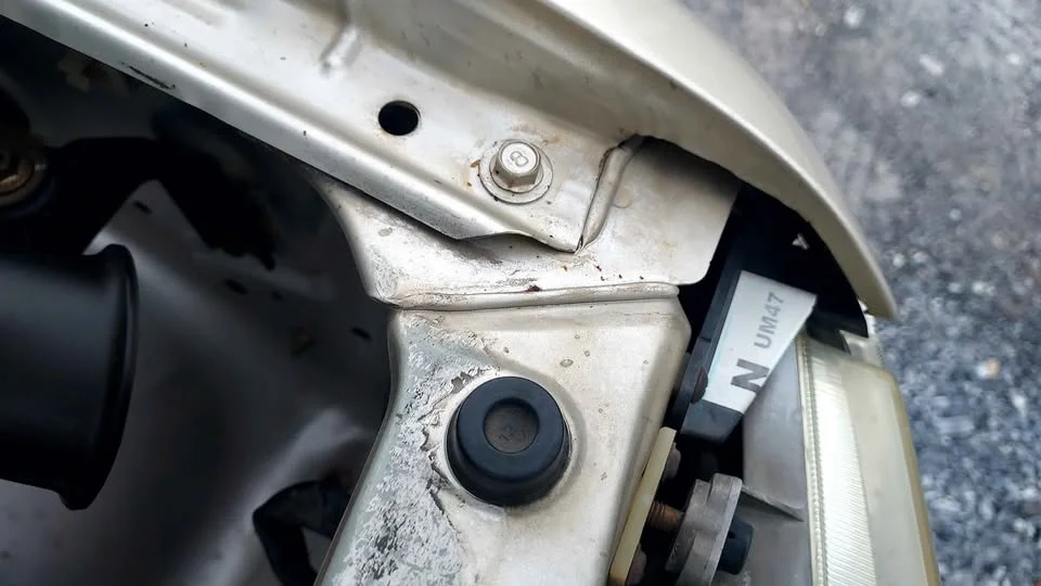 2003 Mazda 2500 Fighter V 3