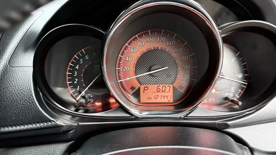 2015 Toyota Yaris III 3