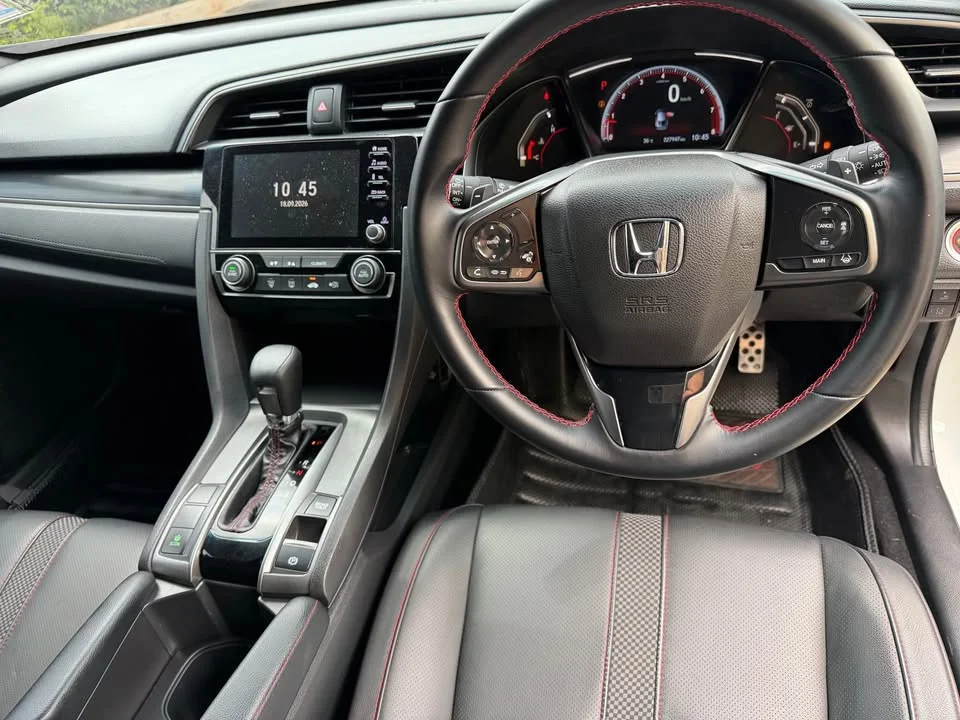 2021 Honda Civic X 2