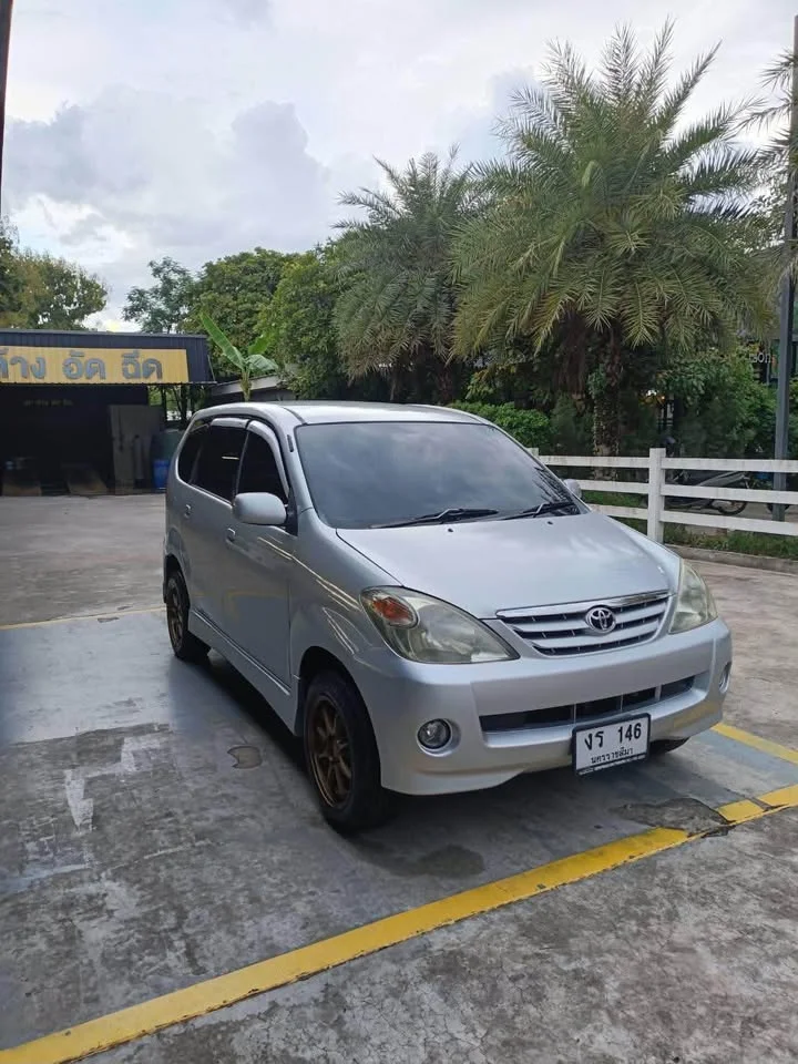 2005 Toyota Avanza I 3