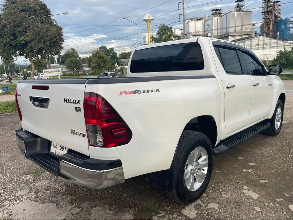2019 Toyota Hilux VIII 3
