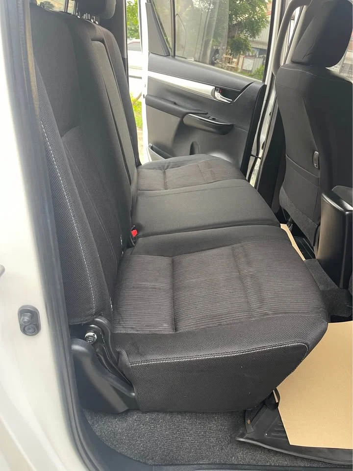 2019 Toyota Hilux VIII 2