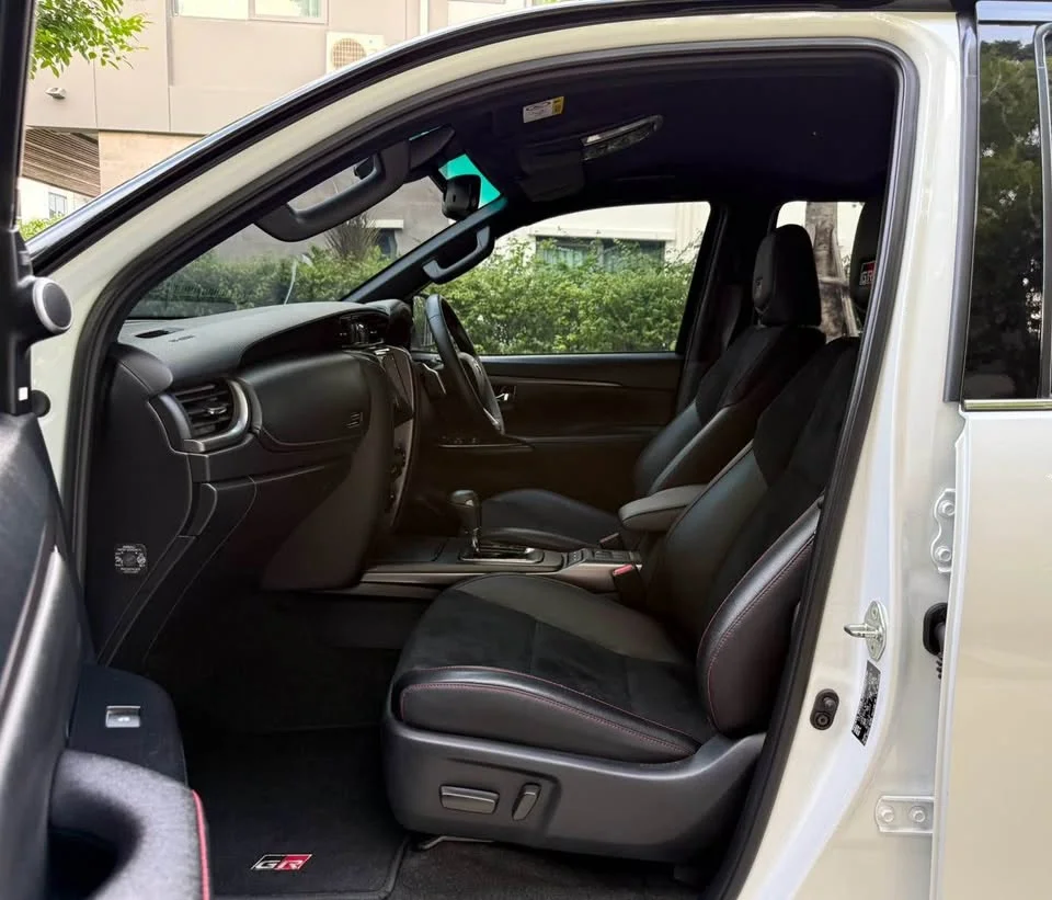 2023 Toyota Fortuner II 3