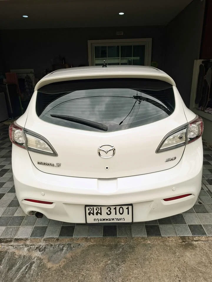 2011 Mazda 3 II 3