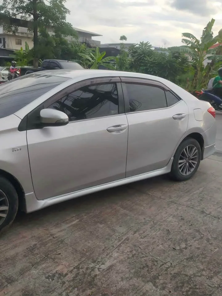 2014 Toyota Corolla Altis XI (E170) 2