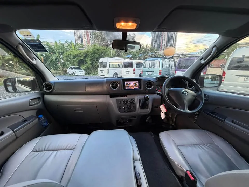 2015 Nissan Urvan VI (E26) 3