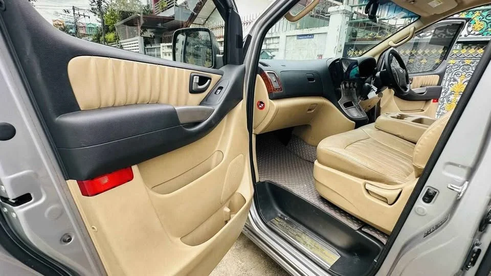 2012 Hyundai H-1 II 3