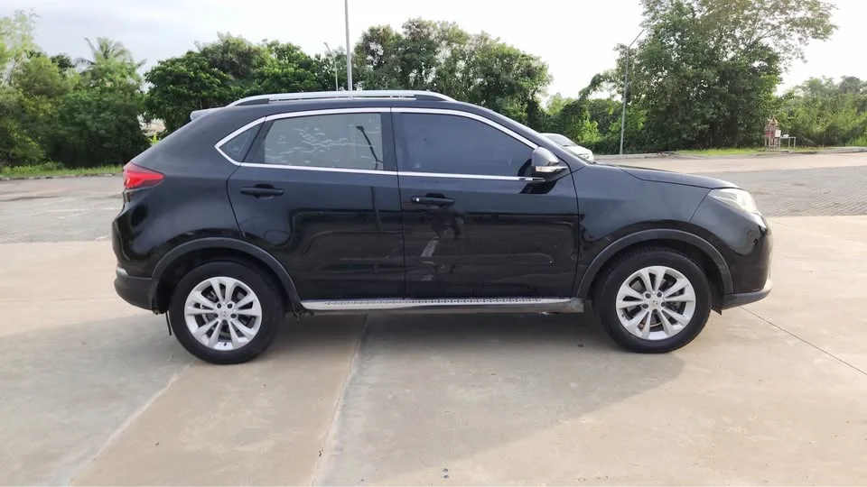 2017 MG GS 2