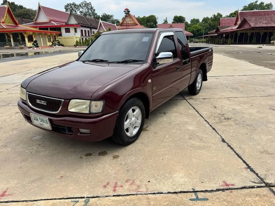 2001 Isuzu Faster Dragon Eyes III 2