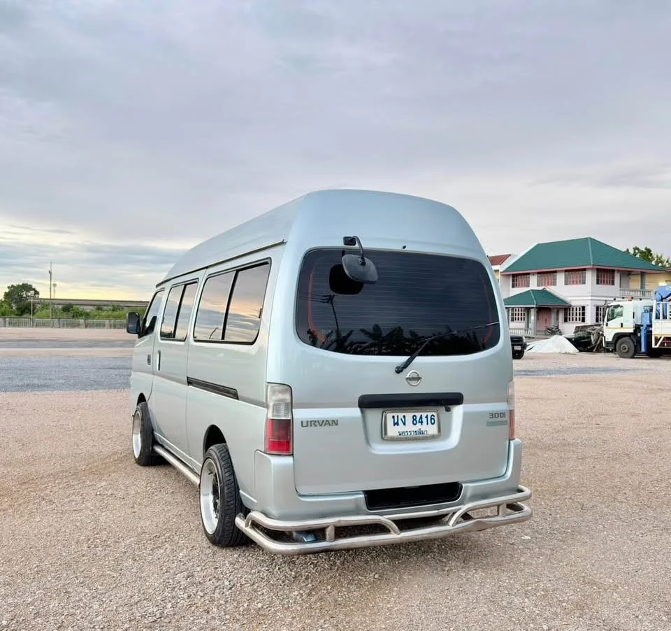 2003 Nissan Urvan V (E25) 2