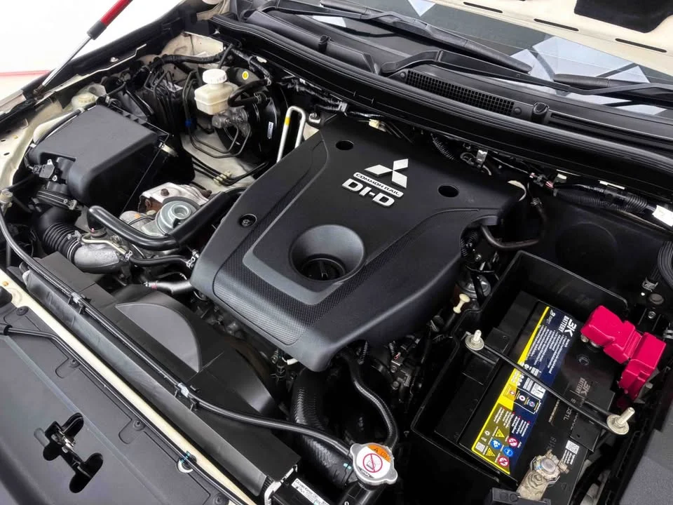 2019 Mitsubishi Pajero Sport III 2