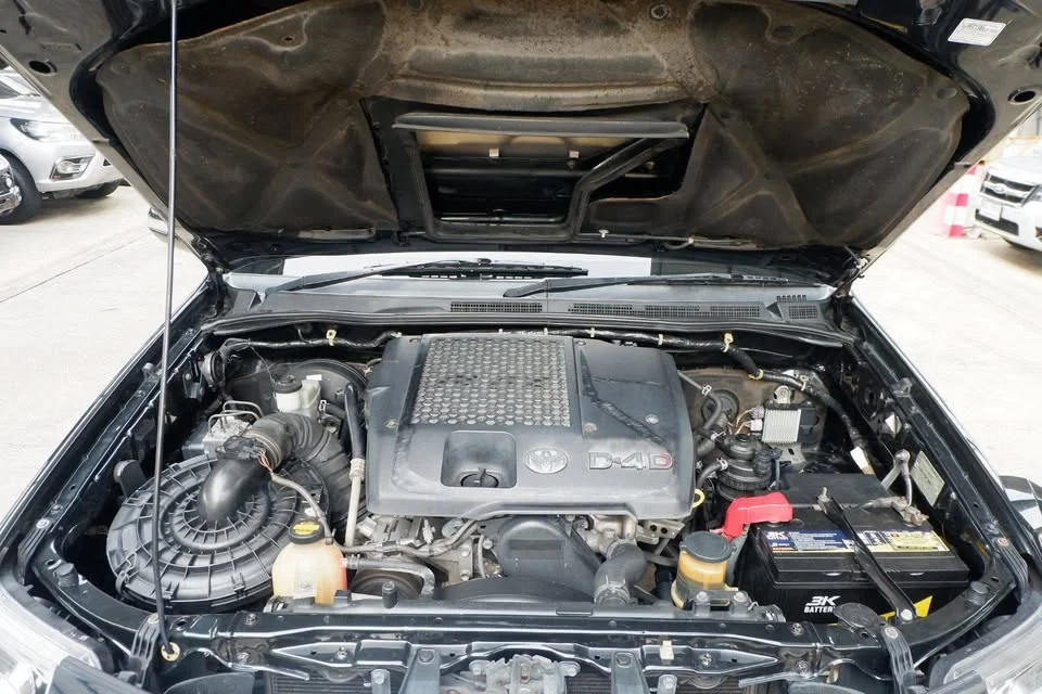 2013 Toyota Fortuner I 2