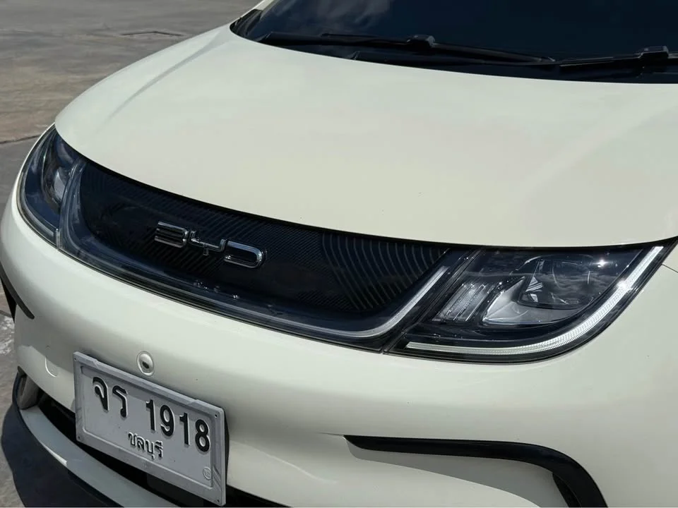 2023 BYD Dolphin 3