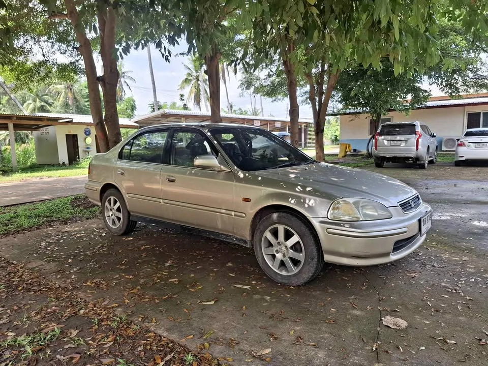 1998 Honda Civic VI 3