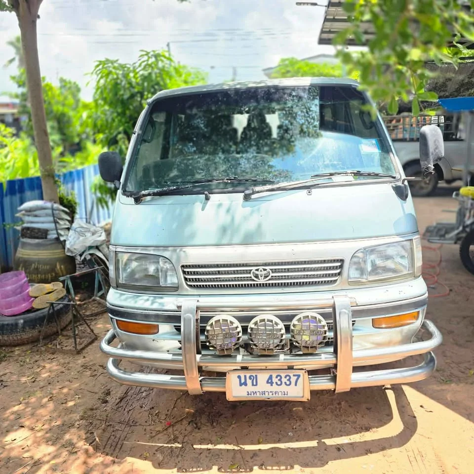 1996 Toyota Commuter IV (H100) 3