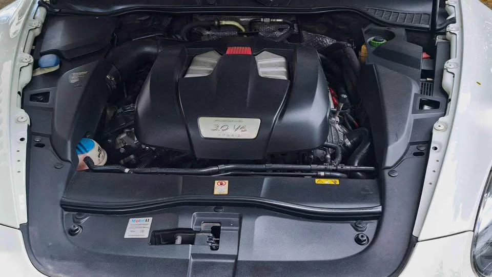 2012 Porsche Cayenne II 2