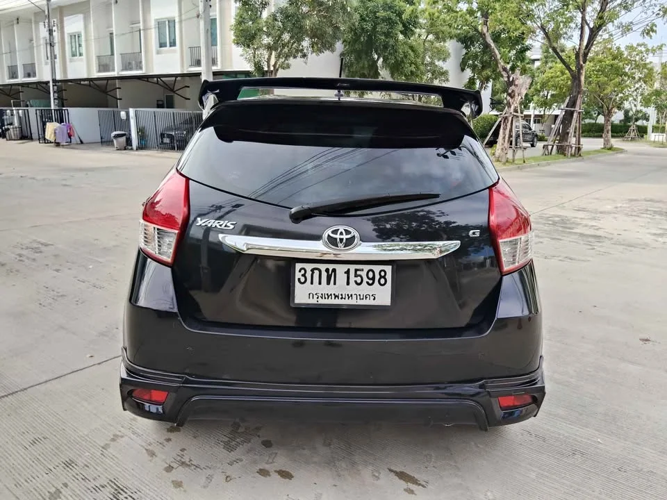 2014 Toyota Yaris III 2