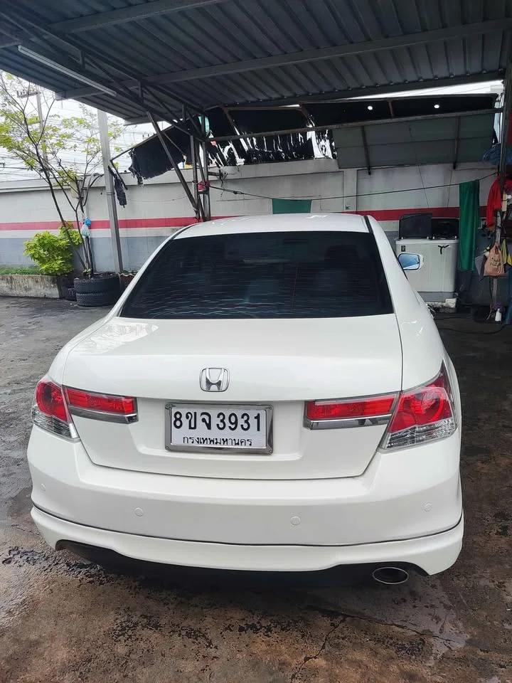 2011 Honda Accord VIII 2