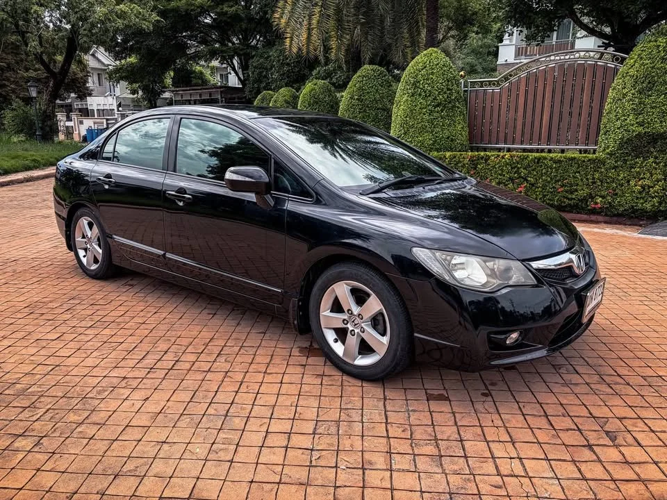 2009 Honda Civic VIII 2