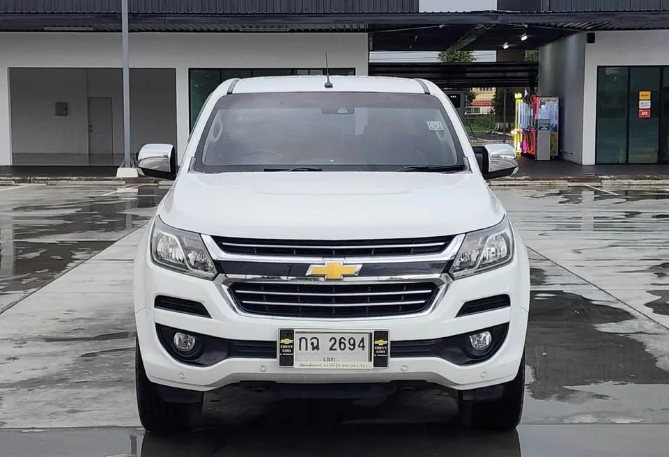 2017 Chevrolet Colorado II 3