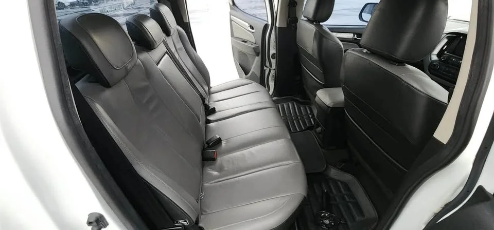 2017 Chevrolet Colorado II 2