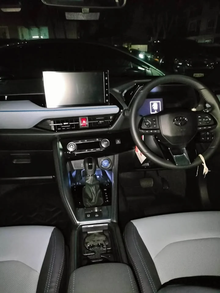 2025 Toyota Yaris Cross AC200 2