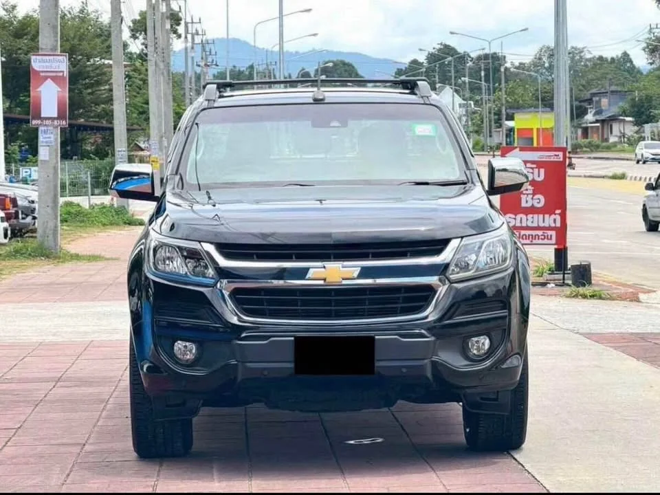 2017 Chevrolet Colorado II 2
