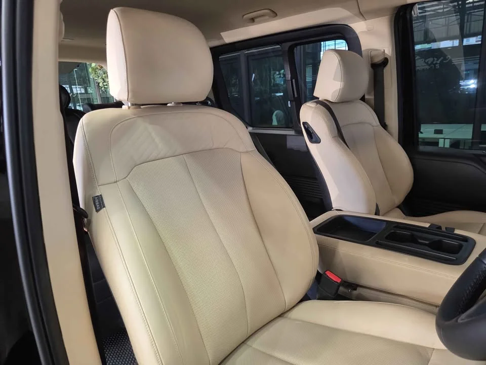 2022 Hyundai Staria US4 3