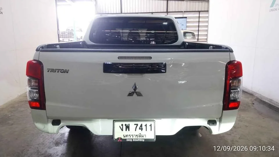 2022 Mitsubishi Triton V 2