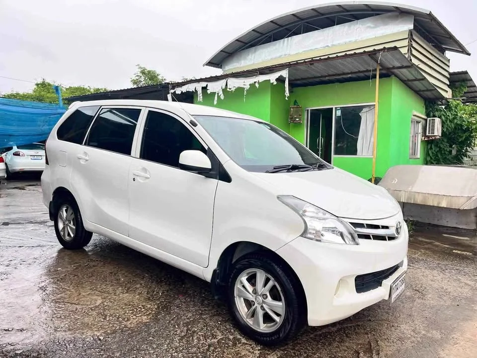2012 Toyota Avanza II 3