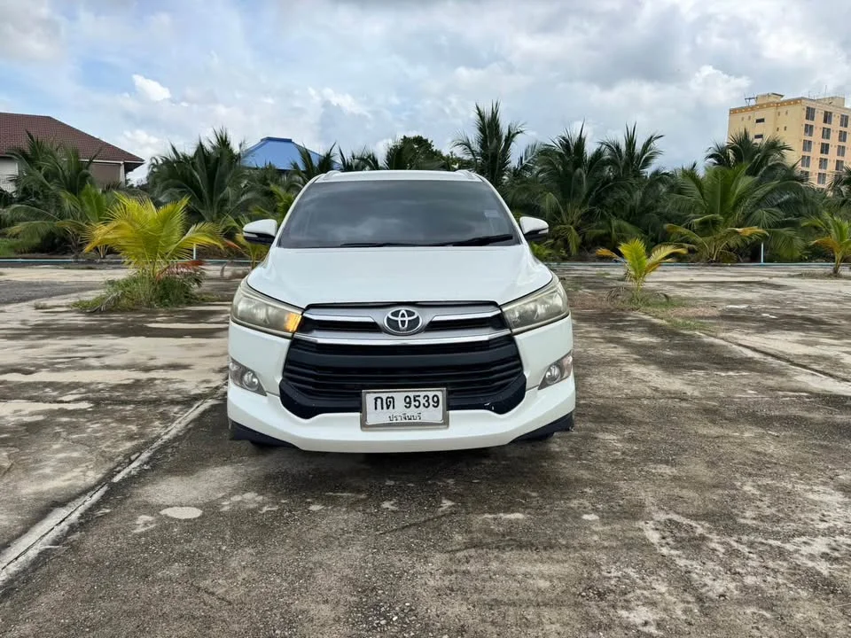 2016 Toyota Innova II 3