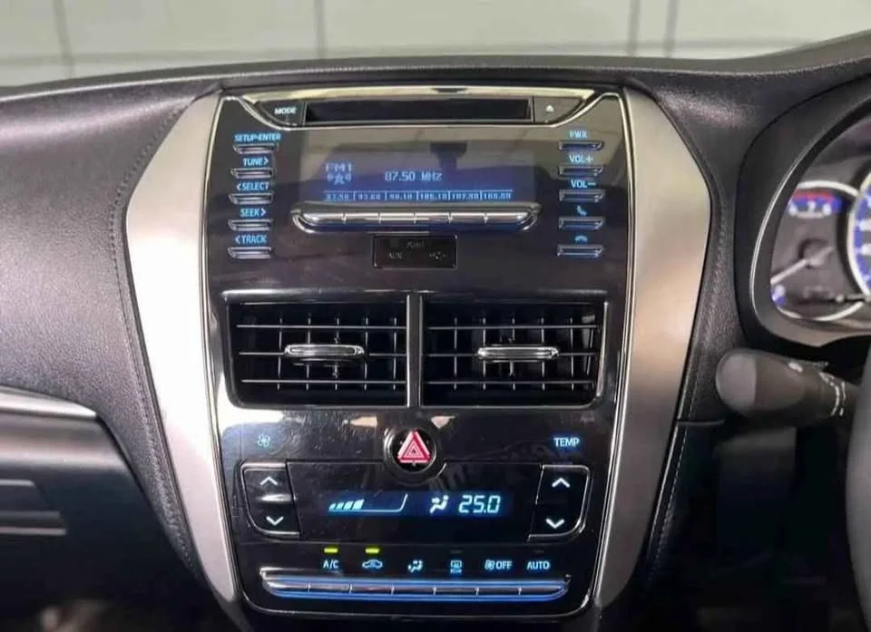 2018 Toyota Yaris ATIV III 2
