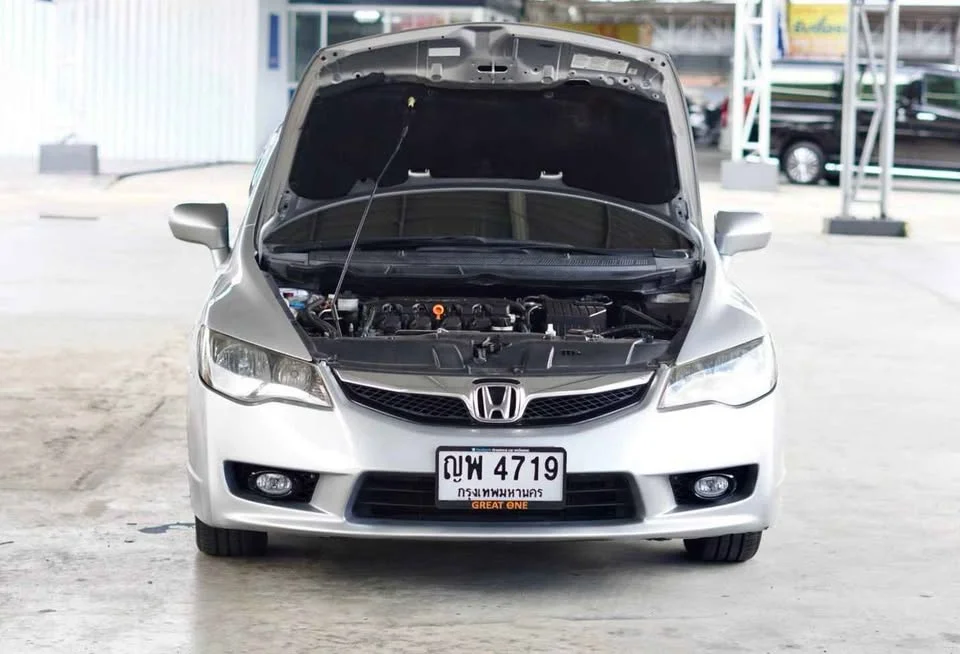2011 Honda Civic VIII 2