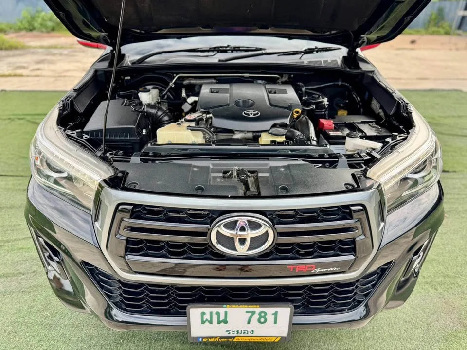 2017 Toyota Hilux VIII 3