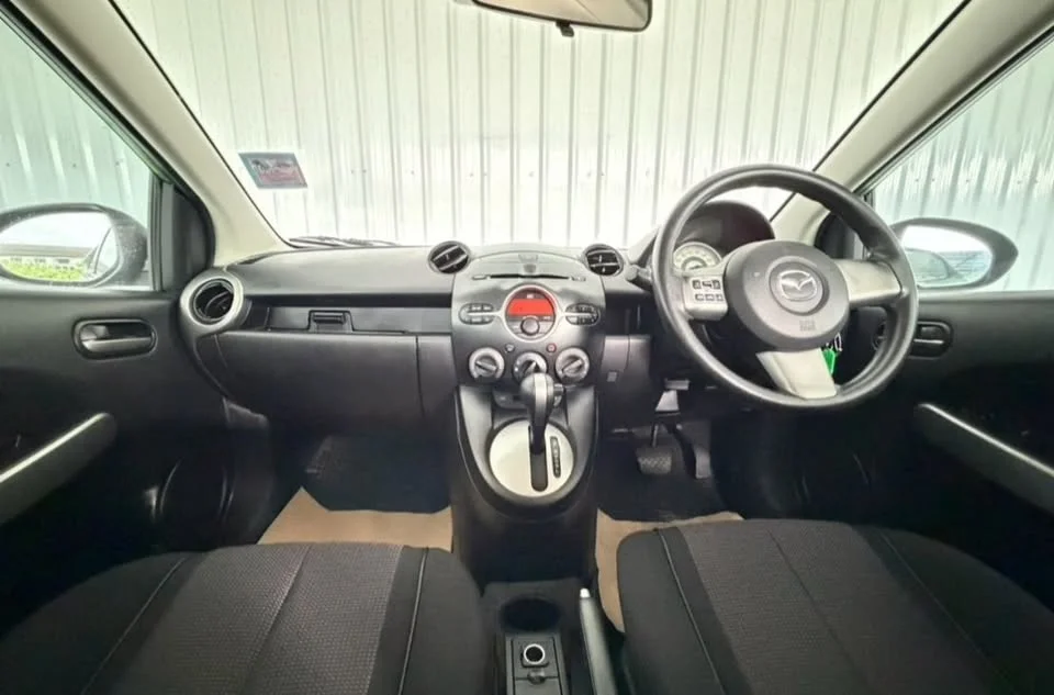 2012 Mazda 2 II 2
