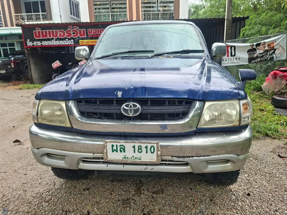 2003 Toyota Hilux Tiger VI 3