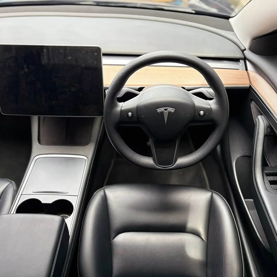 2023 Tesla Model 3 2