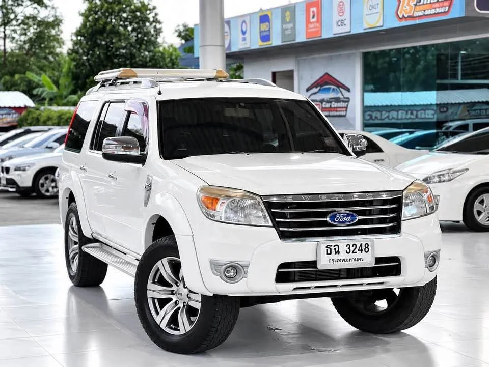 2011 Ford Everest I 3