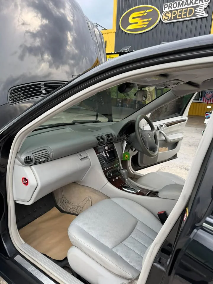 2005 Benz C-Class W203 2