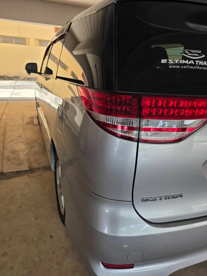 2013 Toyota Estima III 3