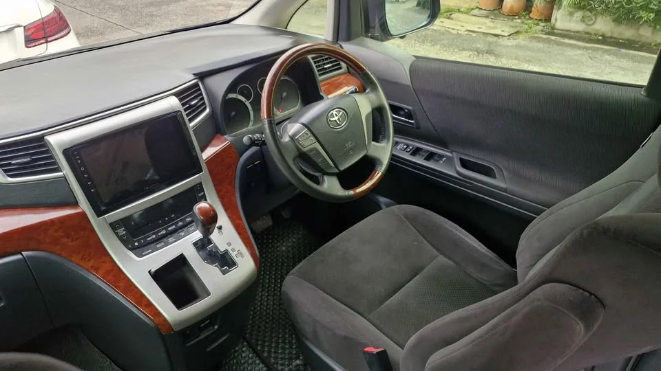 2010 Toyota Alphard, Vellfire II (AH20) 3