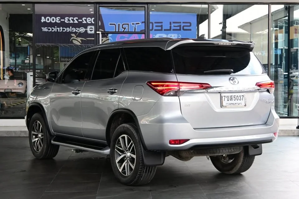 2018 Toyota Fortuner II 2