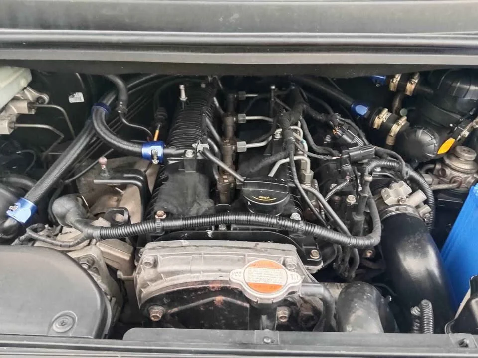 2012 Hyundai H-1 II 2