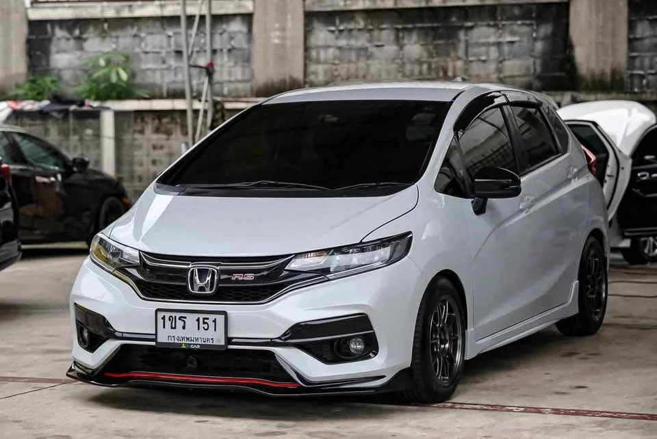 2020 Honda Jazz III 2