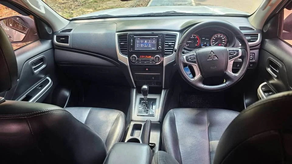 2019 Mitsubishi Triton V 3